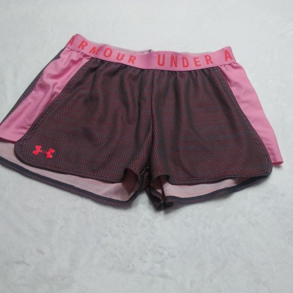 Woman's Under Armour Pink/Brown shorts size M